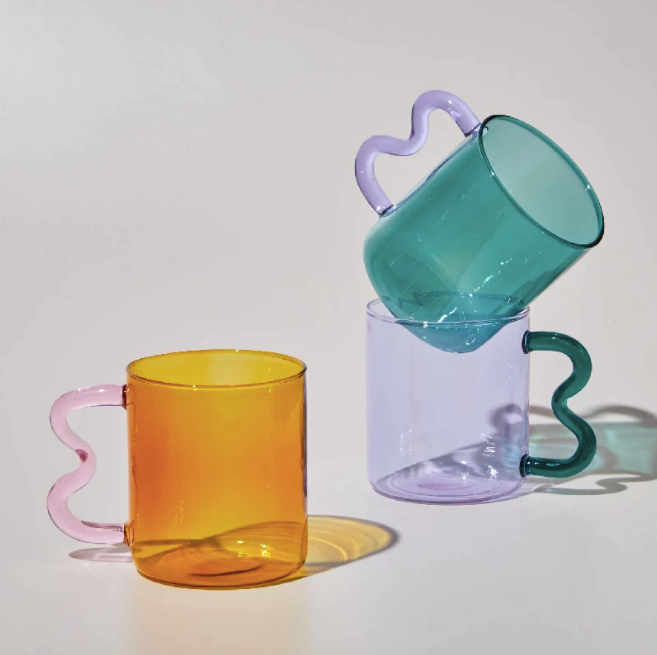 Wiggle Glass Mug