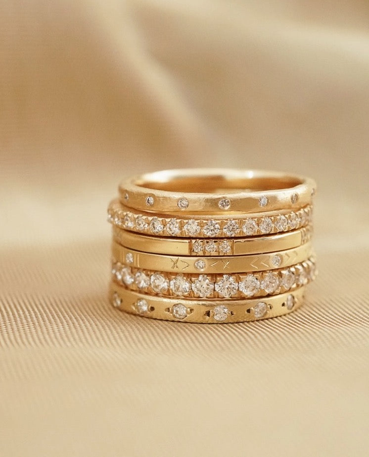 Lily Pavé Eternity Band - 1.5mm Diamonds