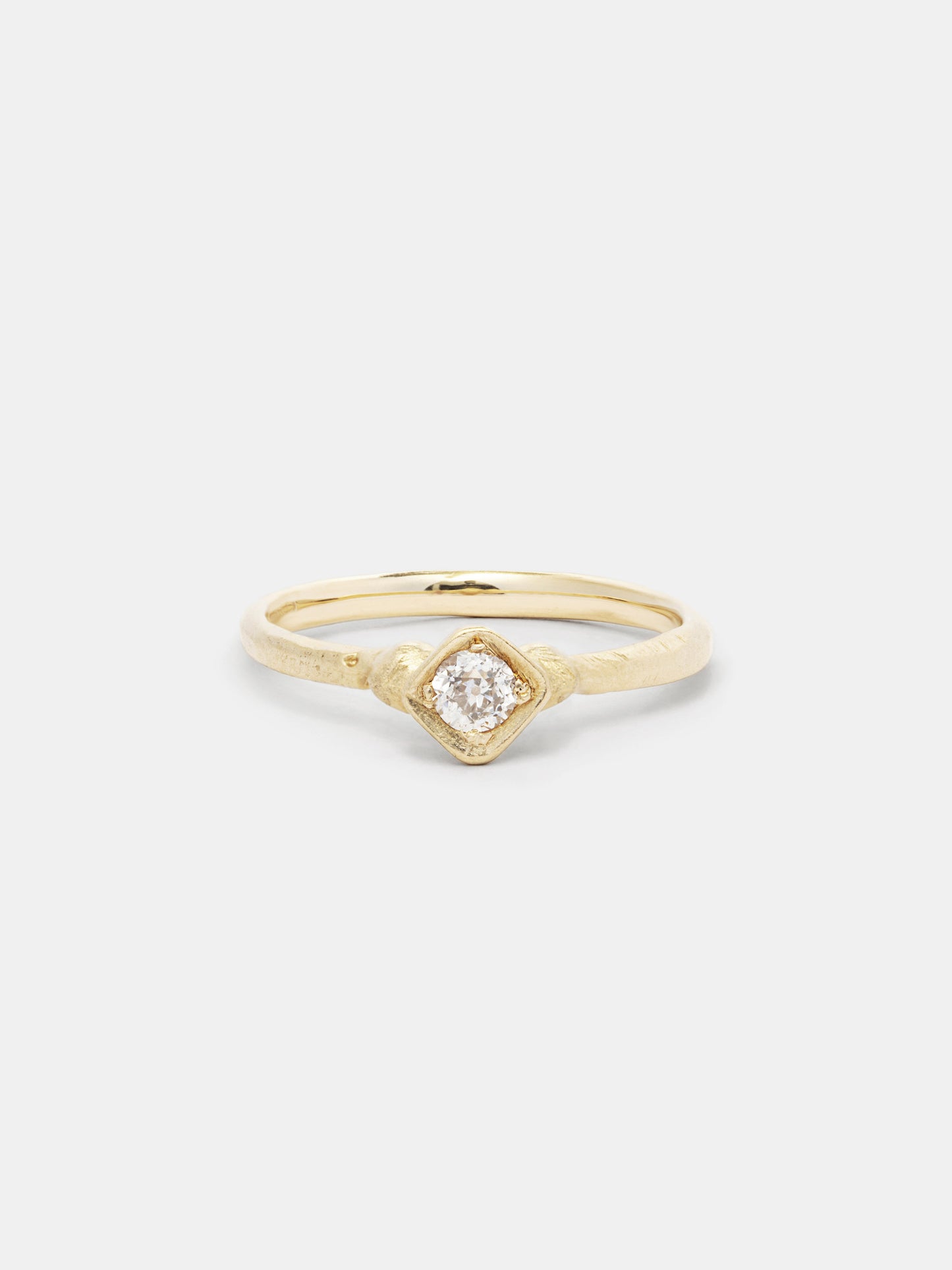 Liquidation — Venus Solitaire — Antique Diamond