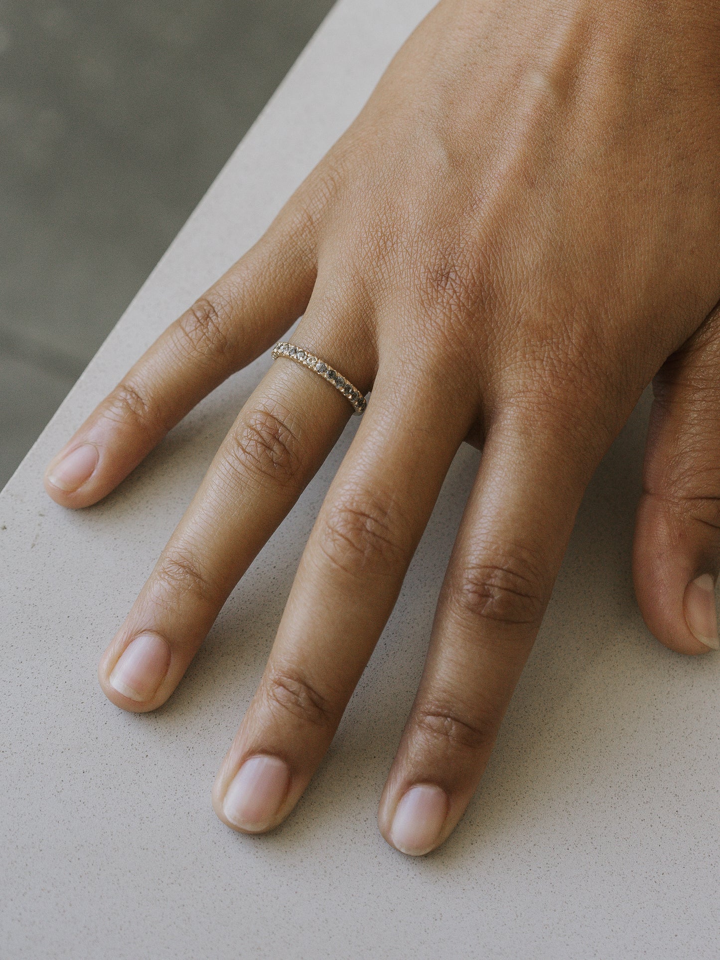 Viburnum Pavé Half Eternity Band - 2mm Montana Sapphires