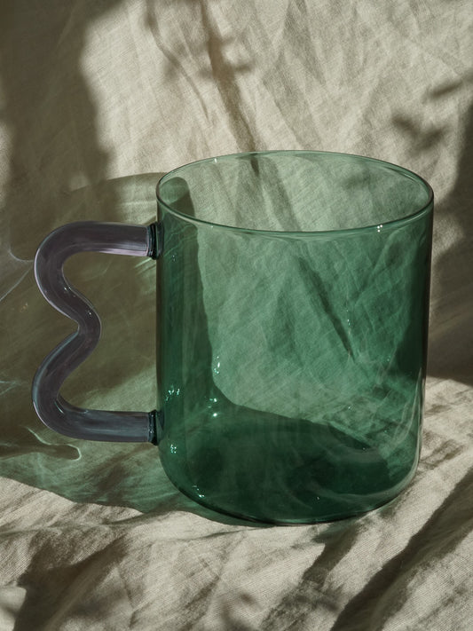 Wiggle Glass Mug